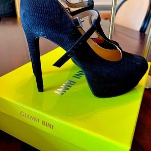 Gianni Binni pumps high heels. Like new!!! Perfect conditions
